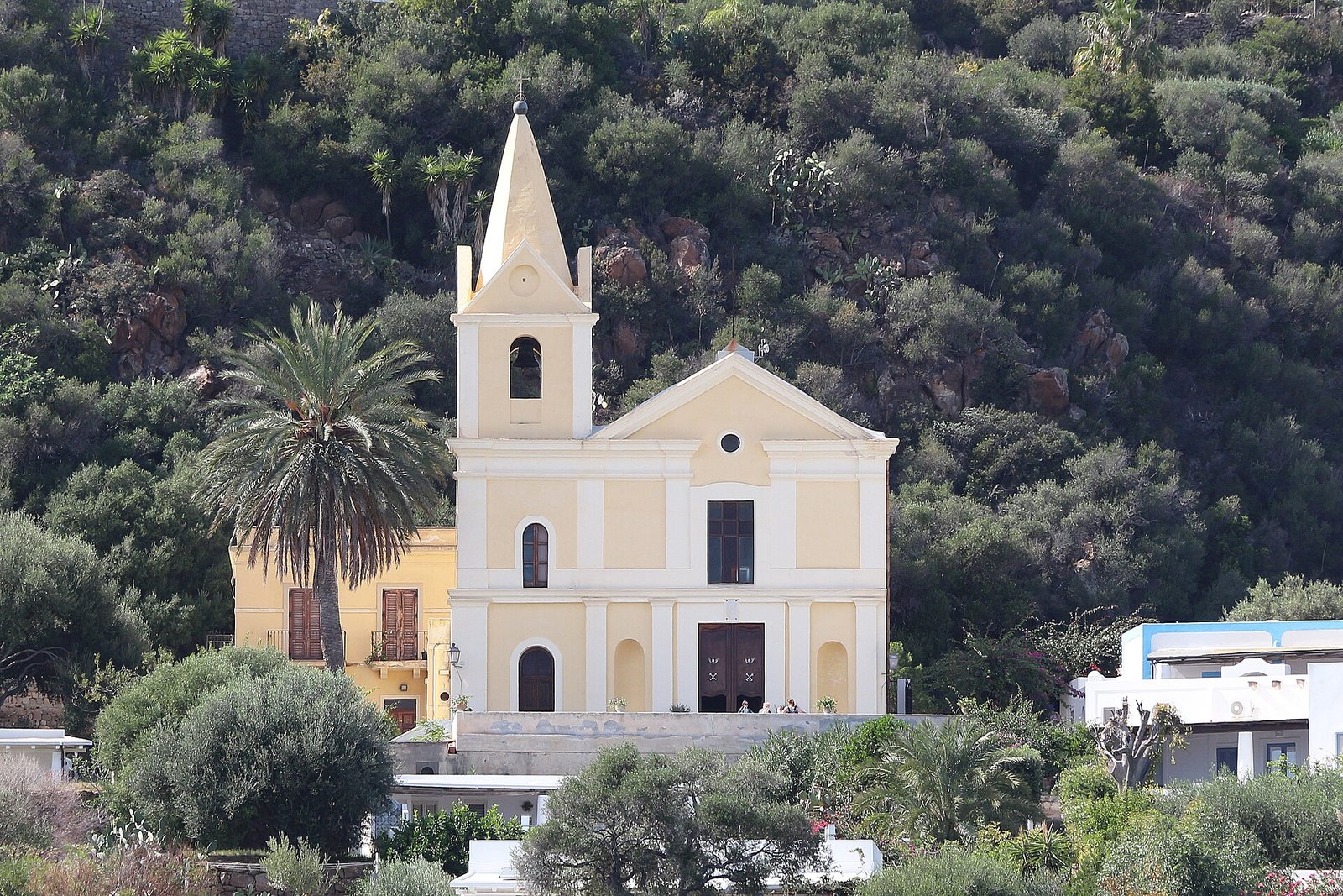 La chiesa di San Pietro a Panarea